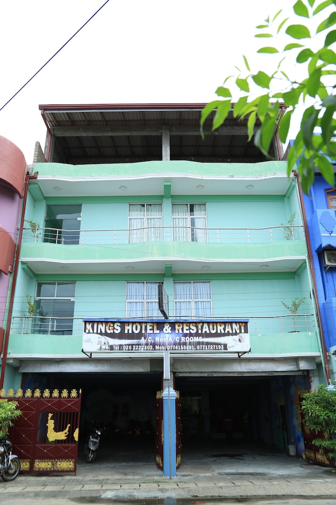 Kings Hotel Restaurant & Bar 1/41