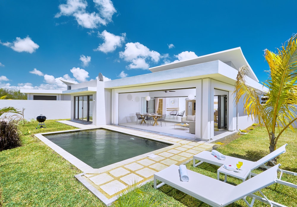 Corail Bleu Private Pool Garden Villas By Lov 17/25
