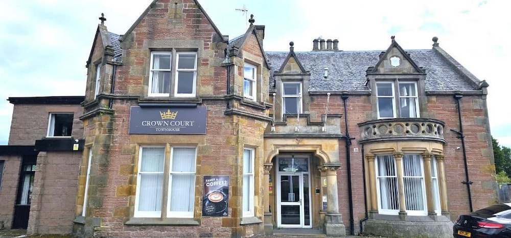 Crown Court Hotel & Bar 1/50