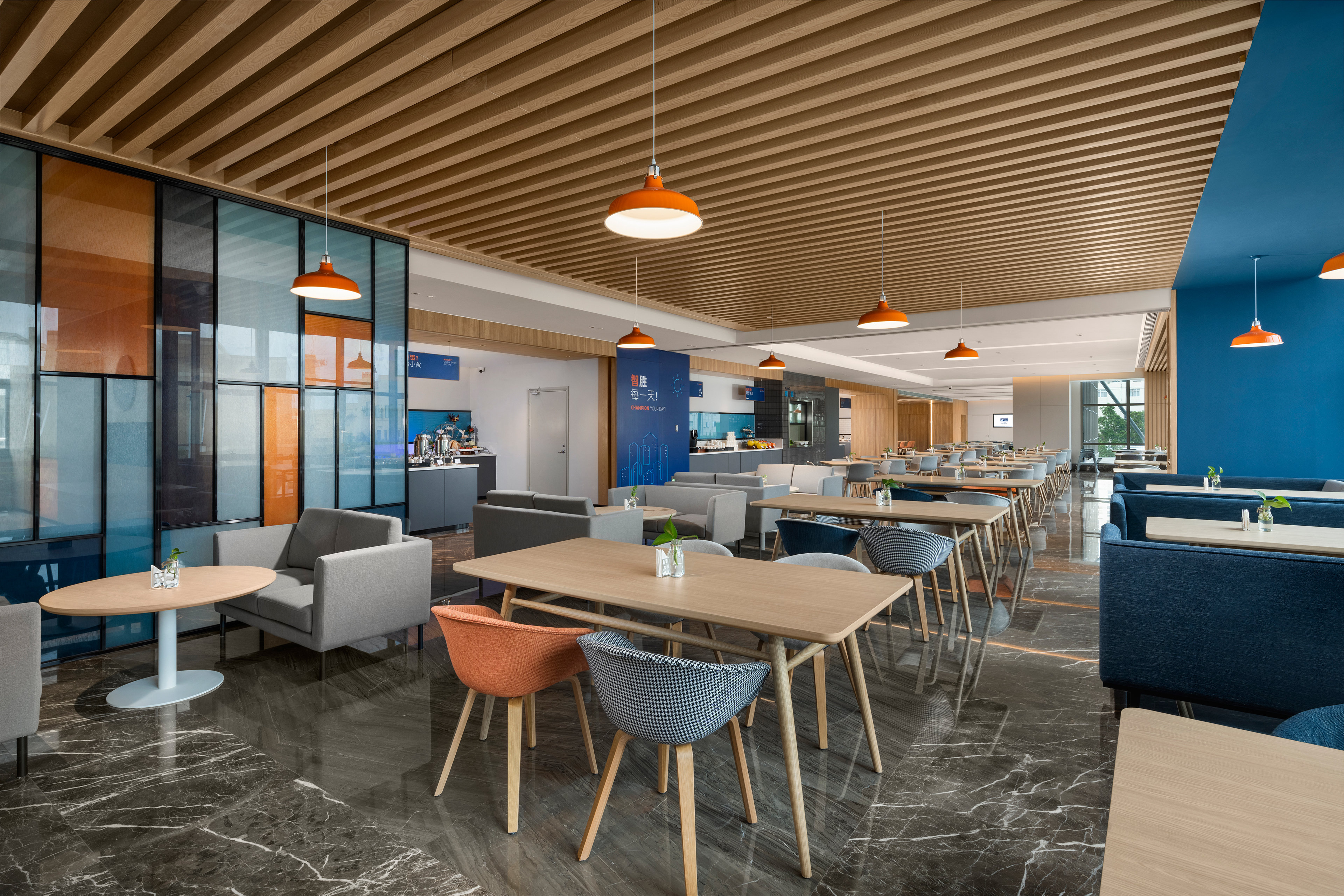 HOLIDAY INN EXPRESS Beihai Silver Beach 49/61