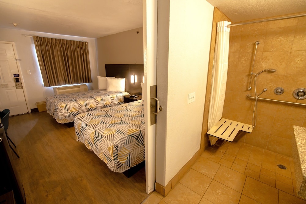 Masters Inn Tucker 25/51