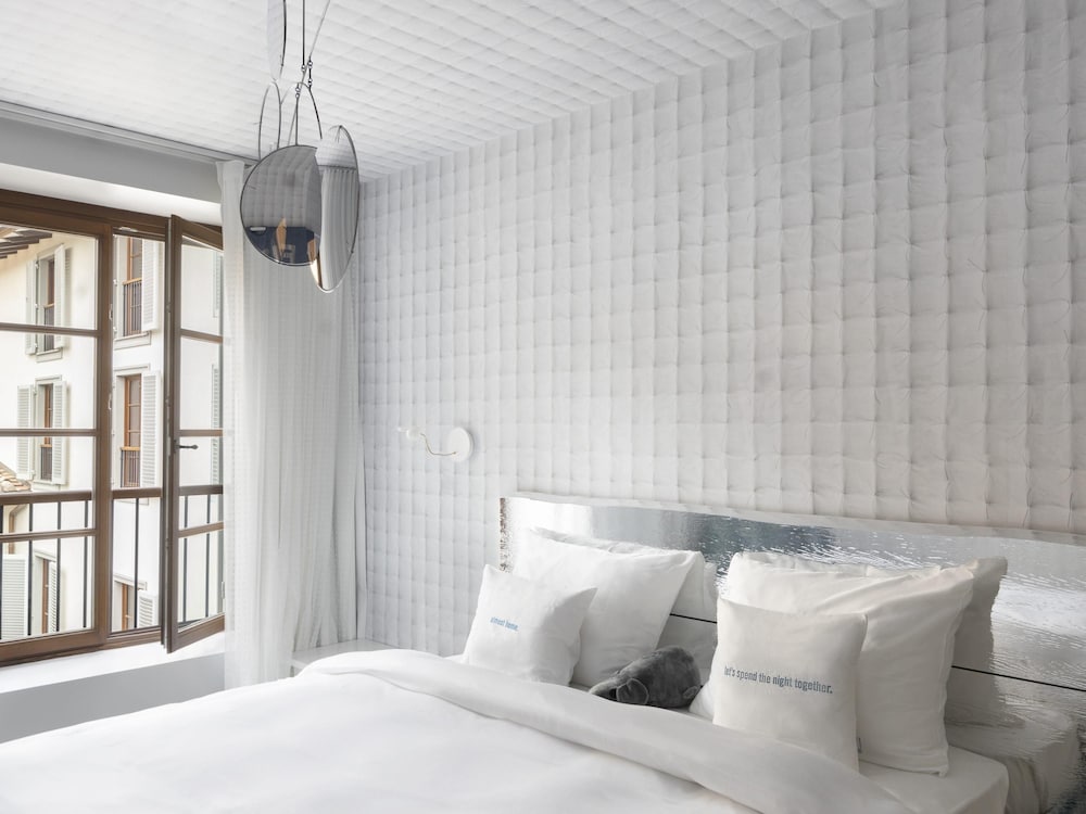 25hours Hotel Piazza San Paolino 29/60