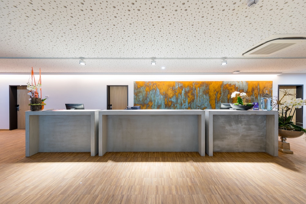 MK Hotel Russelsheim 1/50