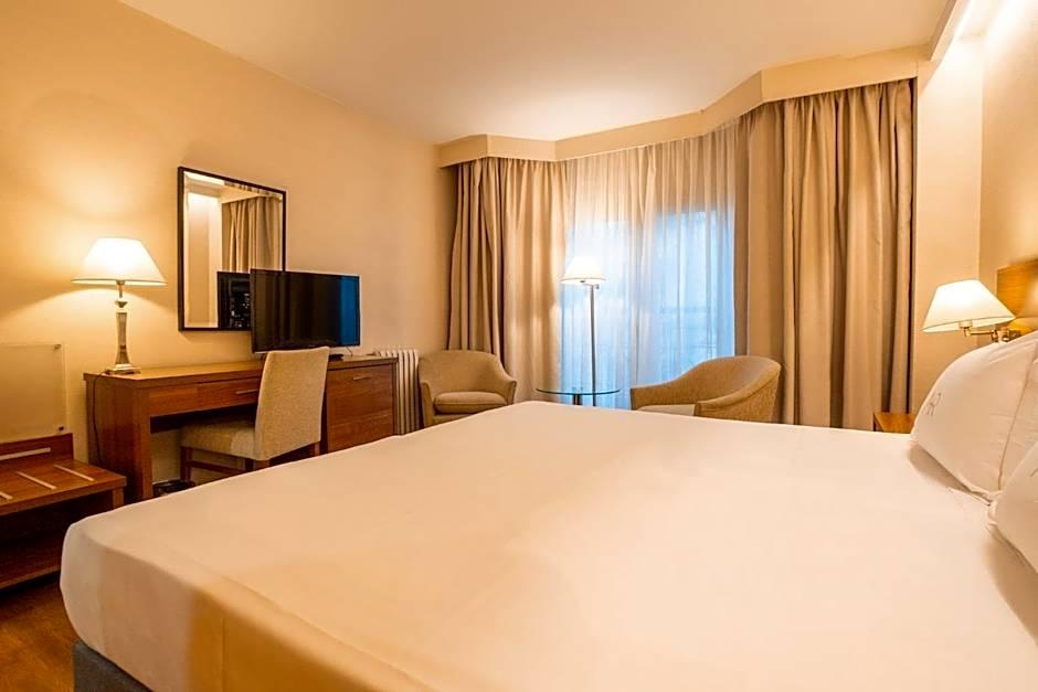 Aparto Hotel Rosales 12/24