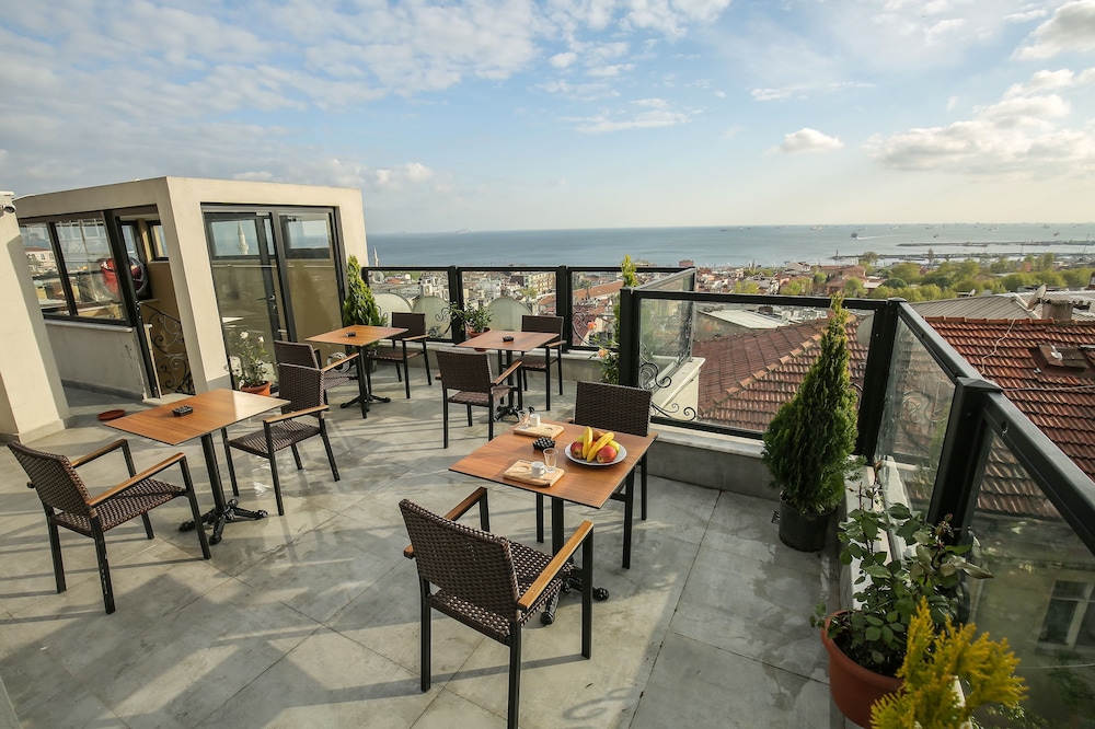 Artika Hotel 40/48