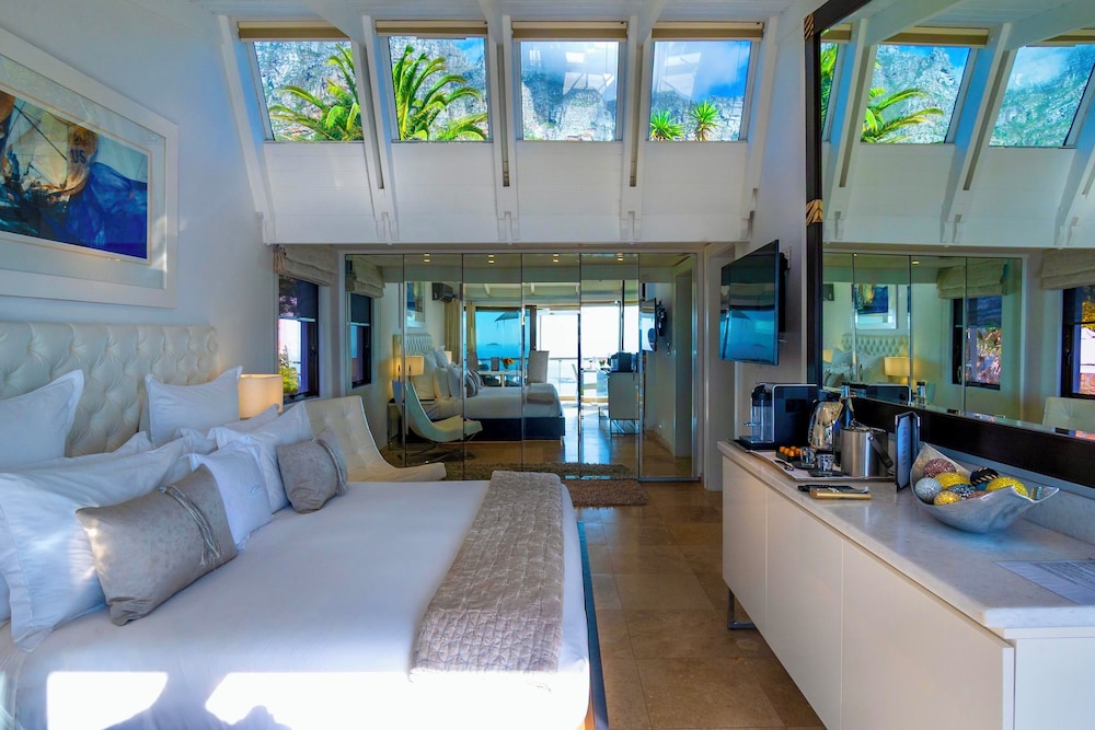 Master, Junior Suite, King Bed, Ocean View