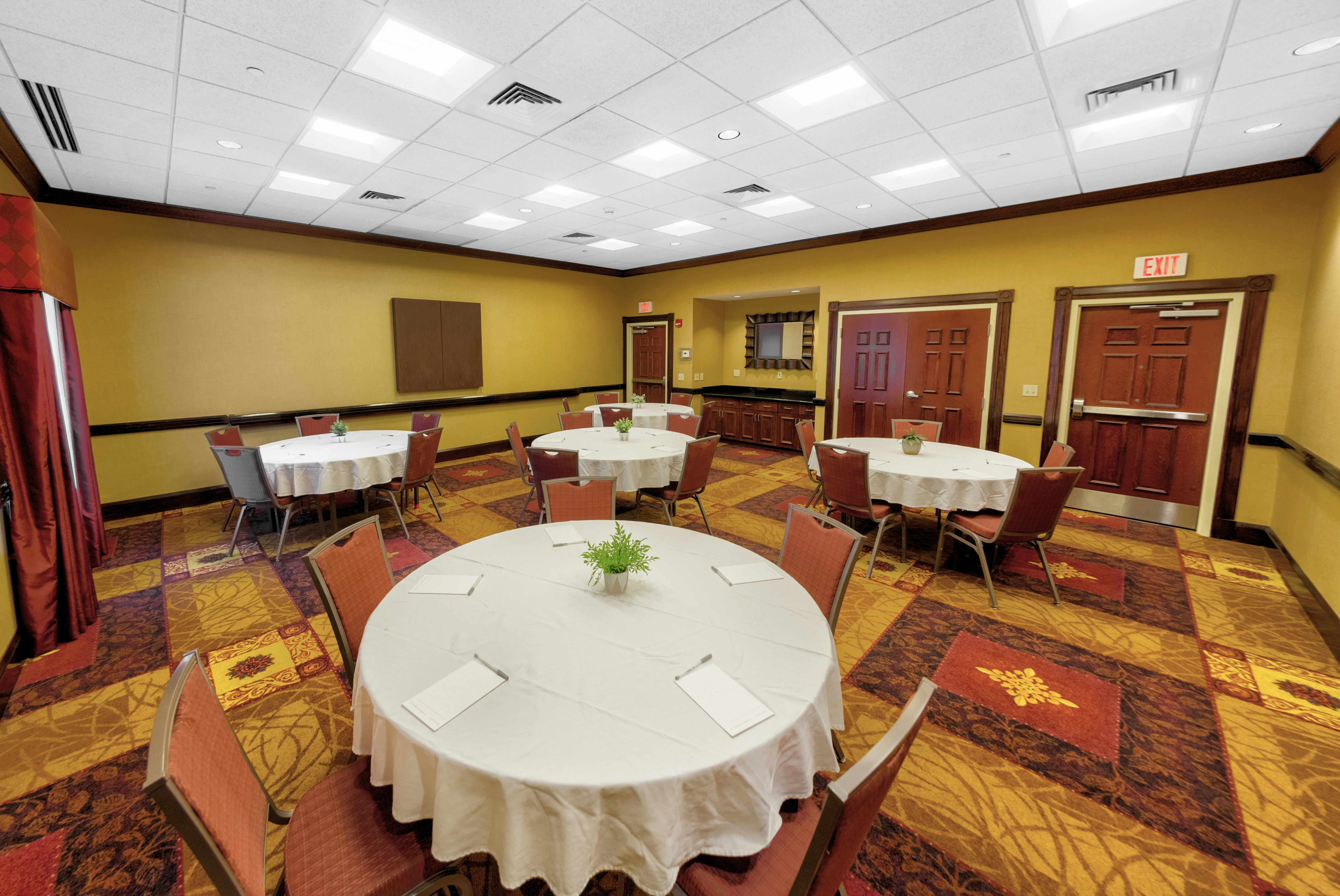 Hampton Inn & Suites Chadds Ford 41/60
