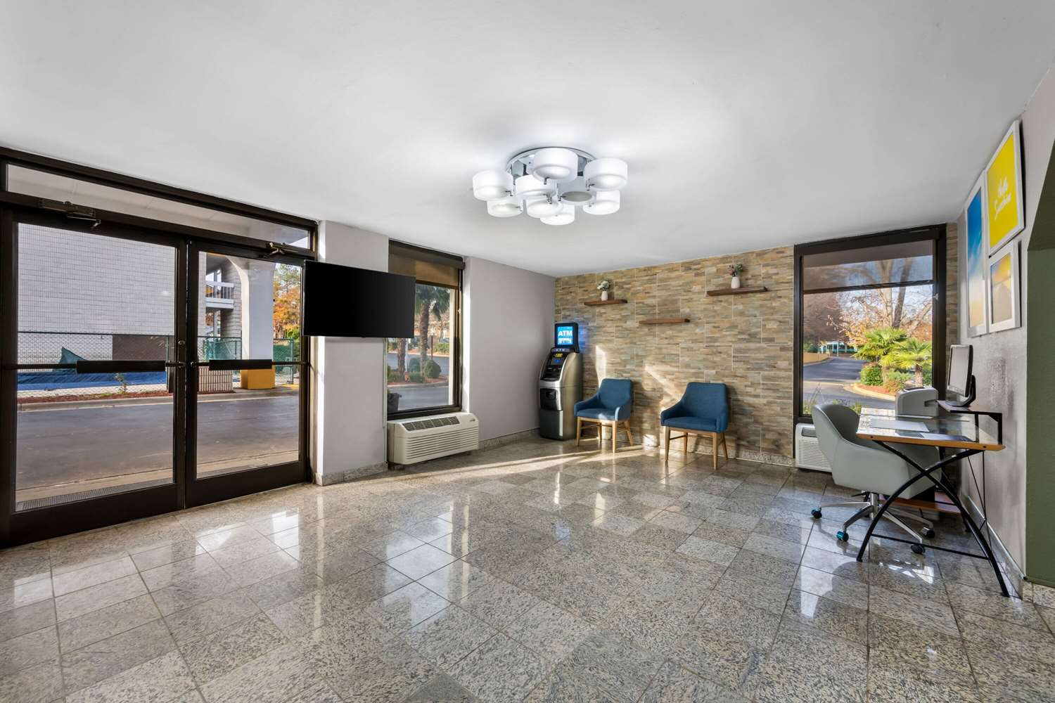 Days Inn By Wyndham Raleigh Midtown 49/60