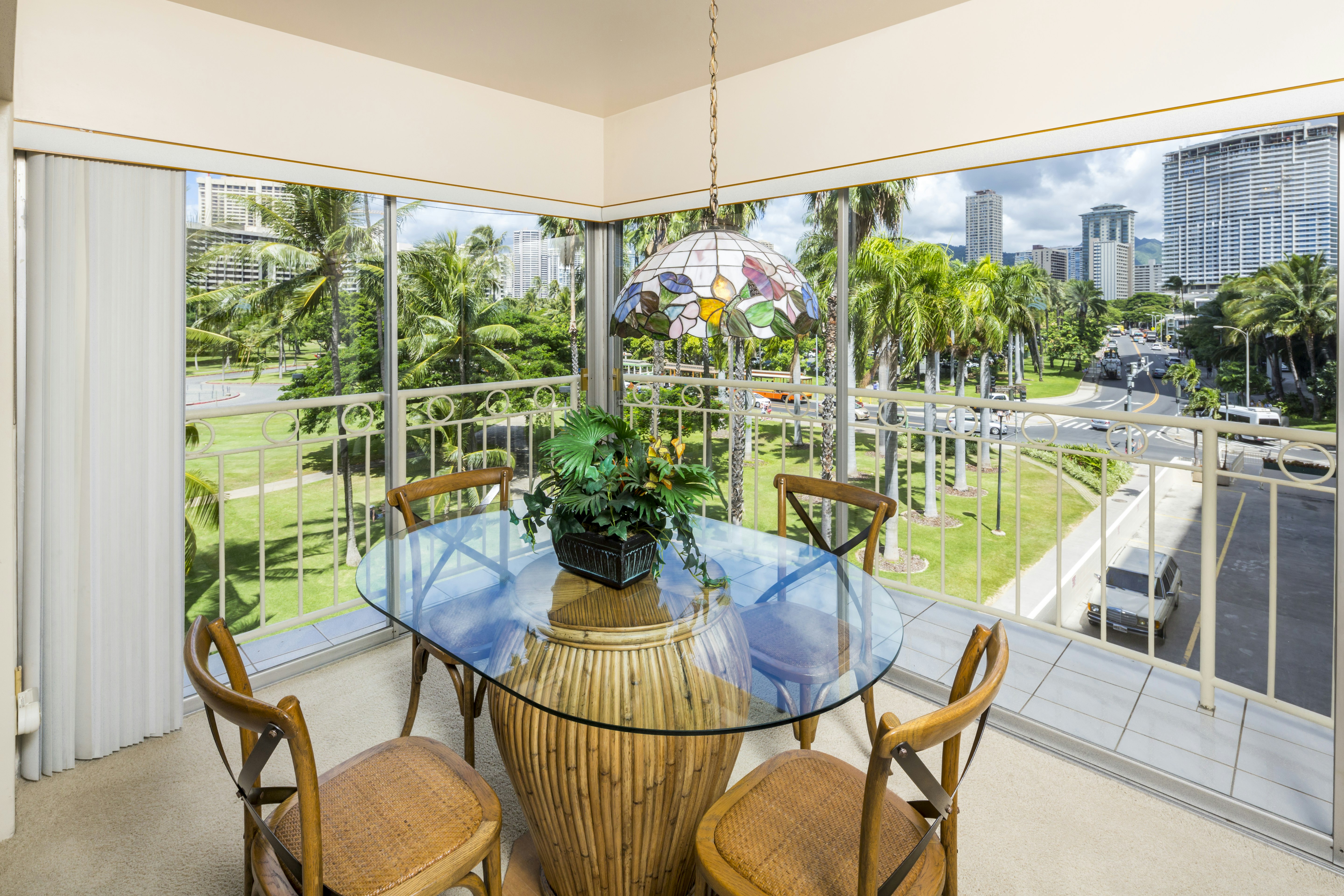 Castle Waikiki Shore 45/61