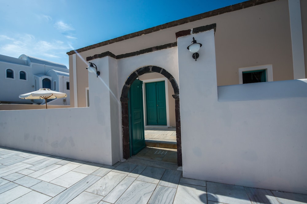 Passion Blue Villas 3/50