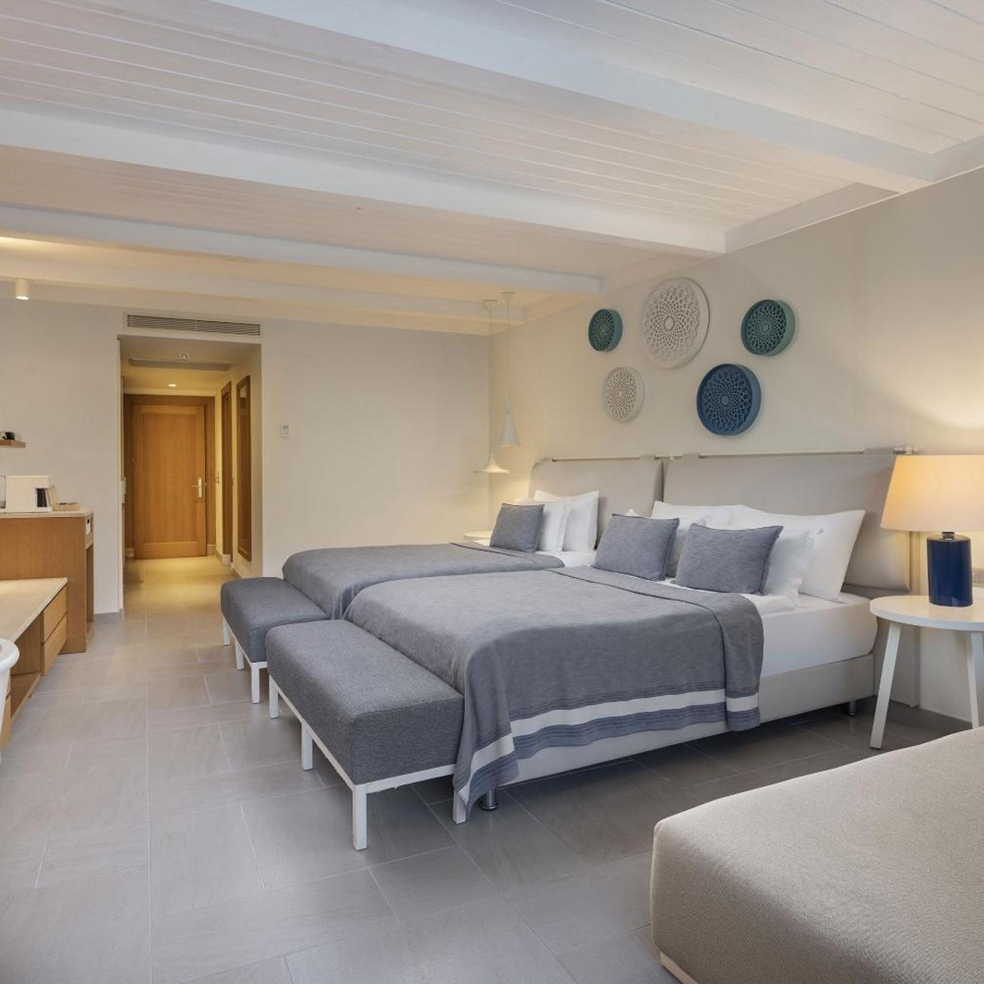 Swim Up, Superior, Double Bed