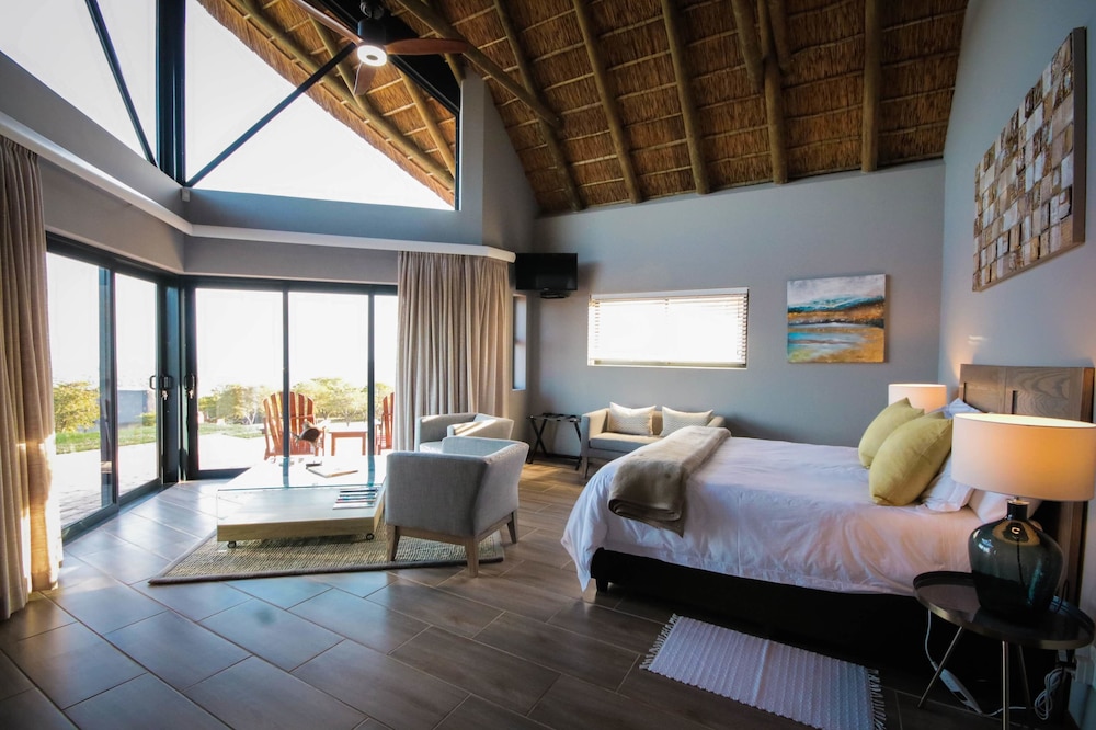 J-Bay Zebra Lodge 20/50