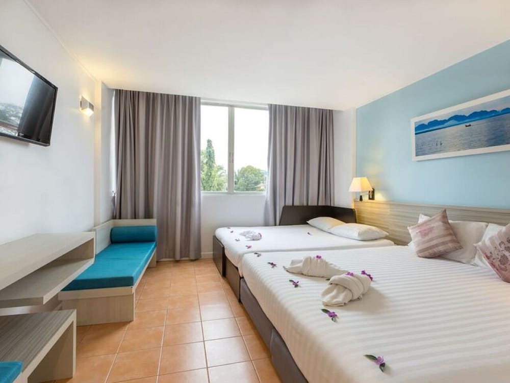 On Hotel Phuket 20/71