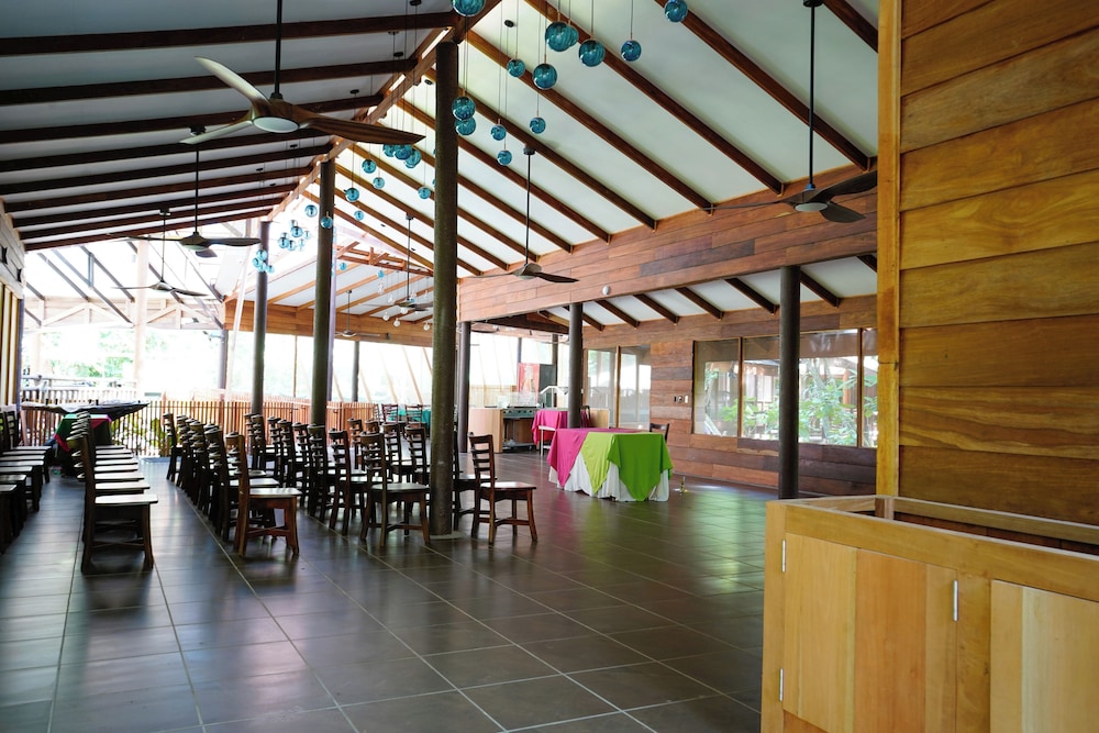 PACHIRA LODGE 43/65