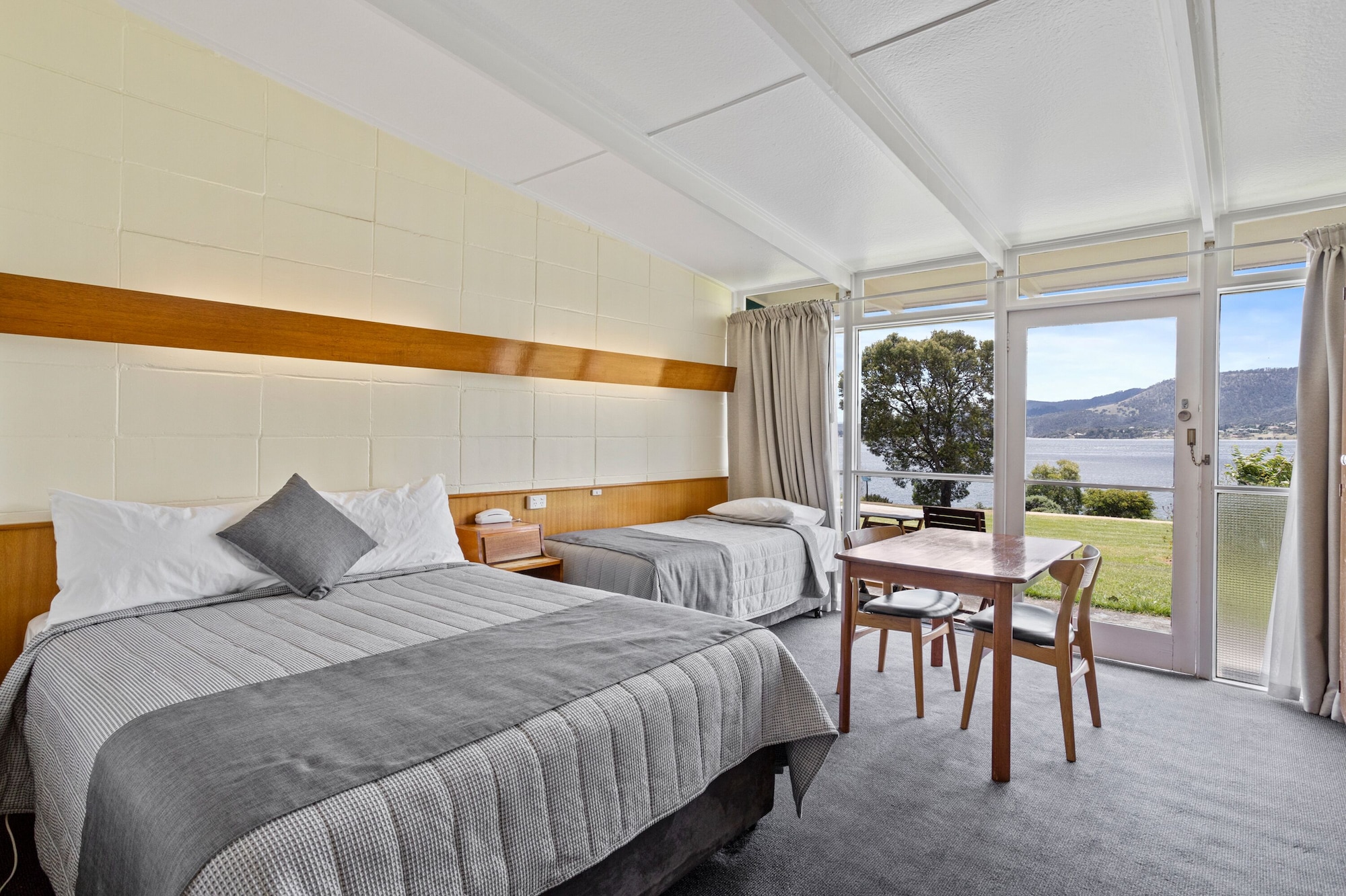 ROOM, RIVER VIEW, GROUND FLOOR