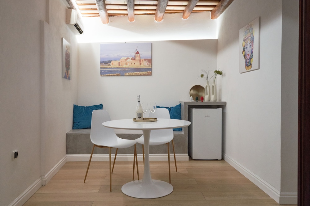 Residence Cortile Merce 38/50
