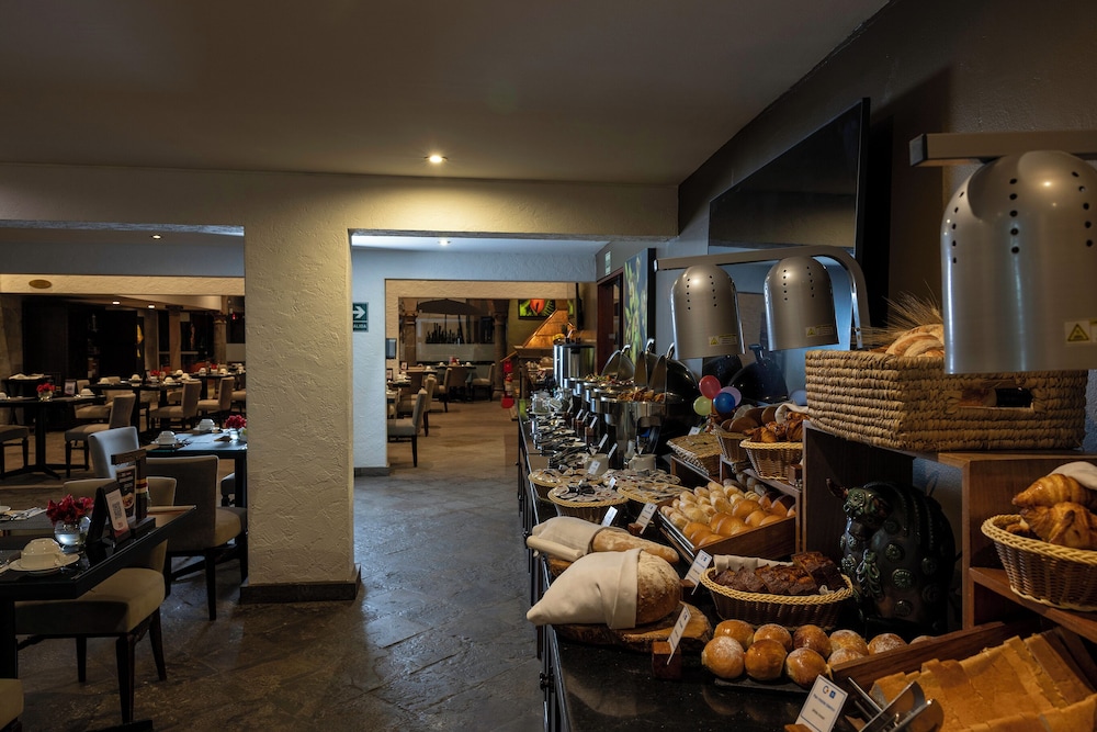 Wyndham Costa Del Sol Cusco 58/79