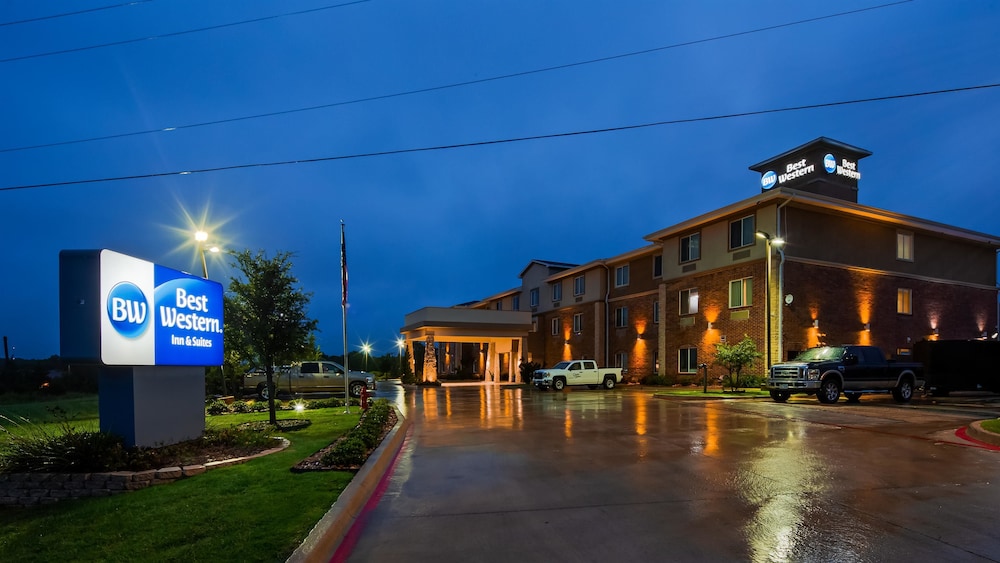 Best Western Bowie Inn and Suites 2/43