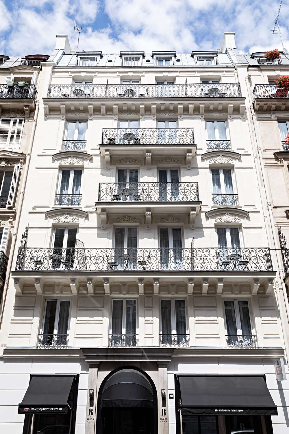 Best Western Premier The Blake Paris Gare Saint Lazare 2/44