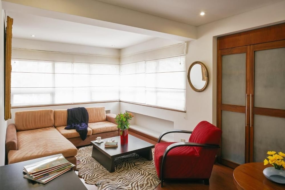 Hotel Retiro 84 By Mij Hotels 30/50