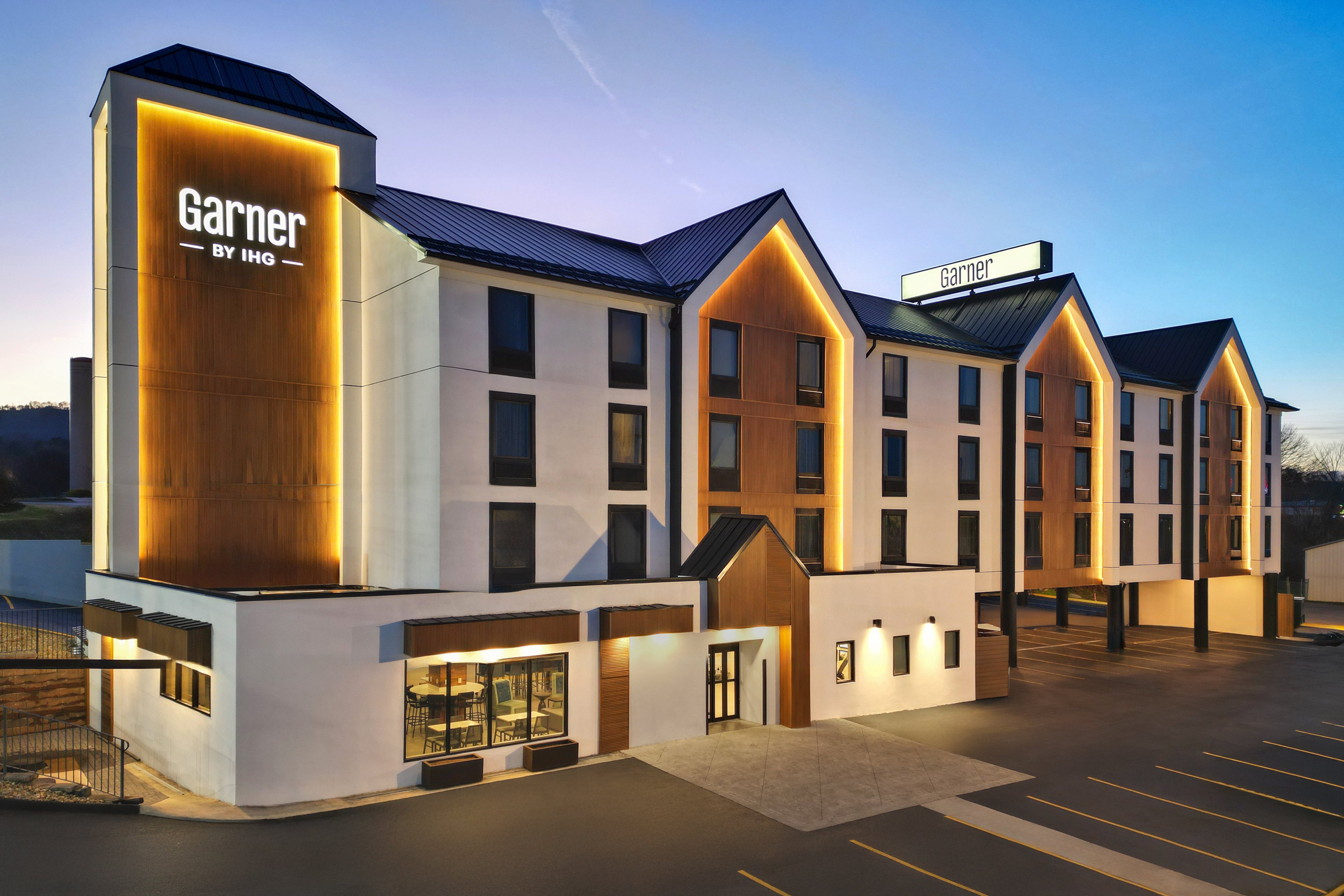 Hotel LeBlanc 1/29