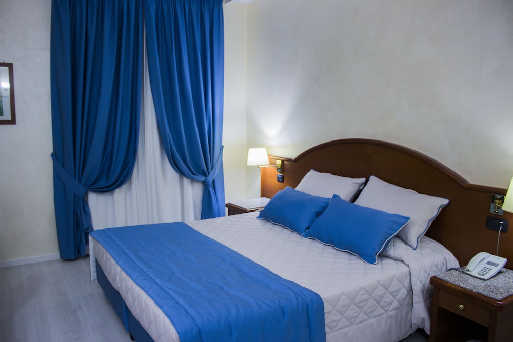 Edra Palace 26/75