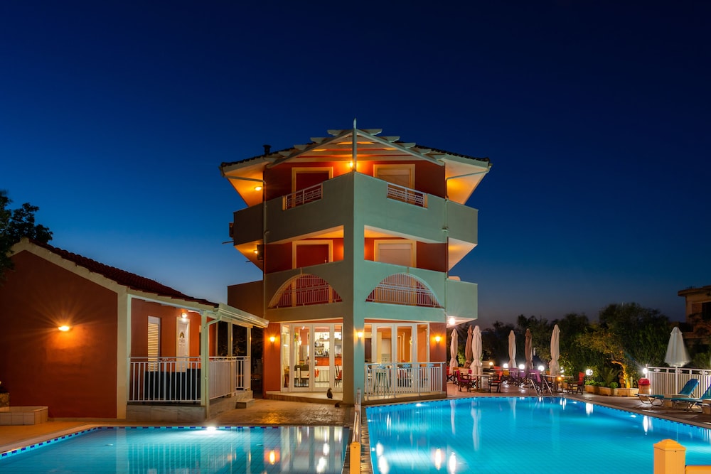 Zante Pantheon Hotel 7/67