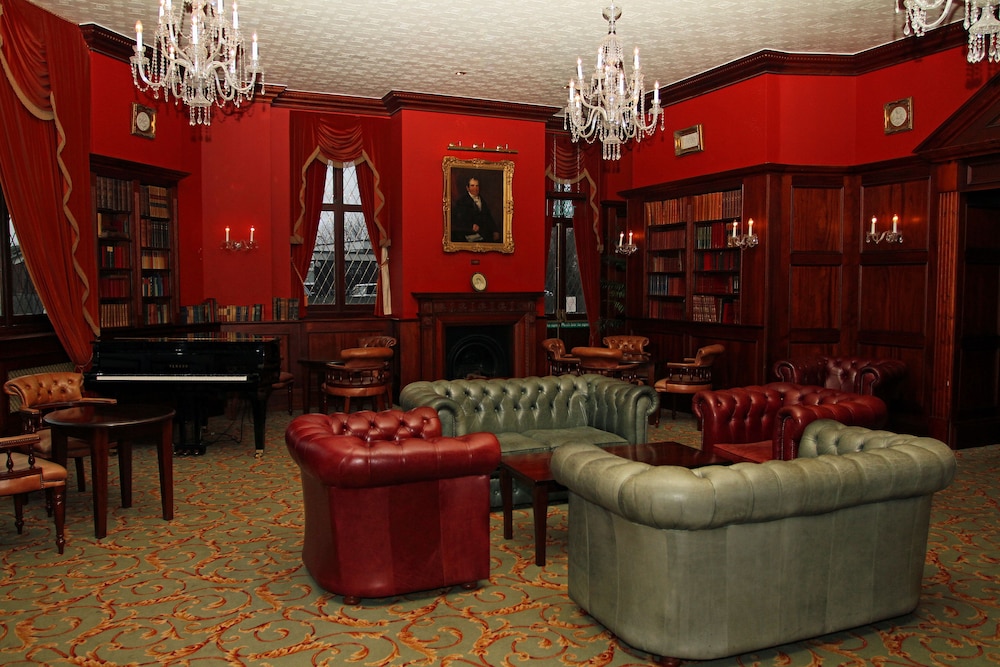 Orwell Hotel 49/67