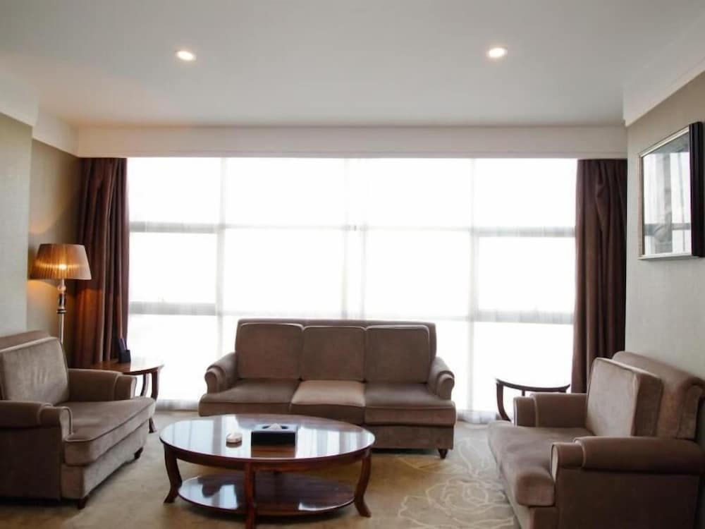 Greentree Eastern Huainan Guangchang Road Hotel 24/39