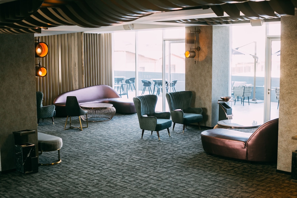 Hotel He Wang 27/48
