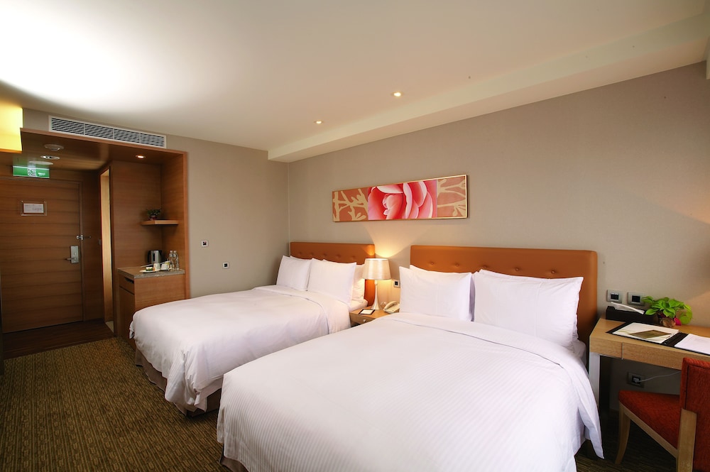 Classic City Resort 5/30
