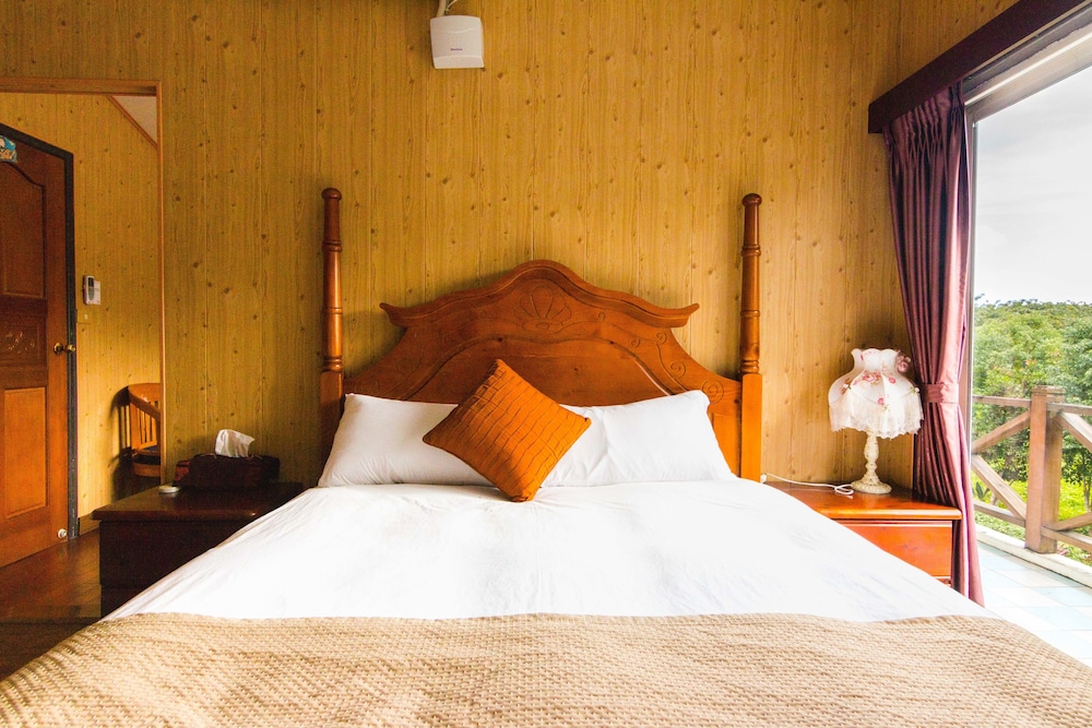 Dreamhome B &amp; B 8/50