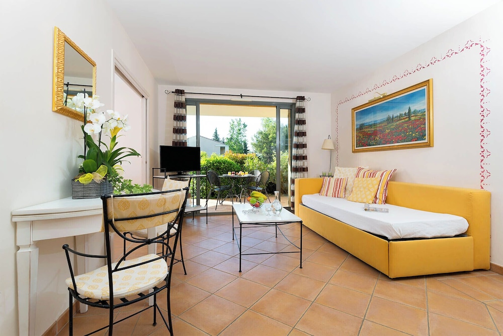 Madame Vacances Residence Provence Country Club 13/50