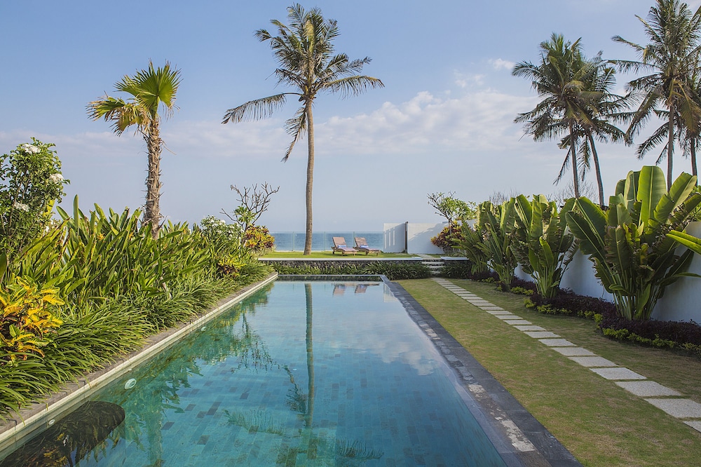 Bali Diamond Villas 82/86