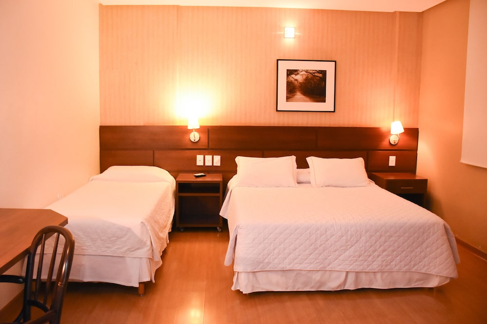 HOTEL BAHAMAS 16/50