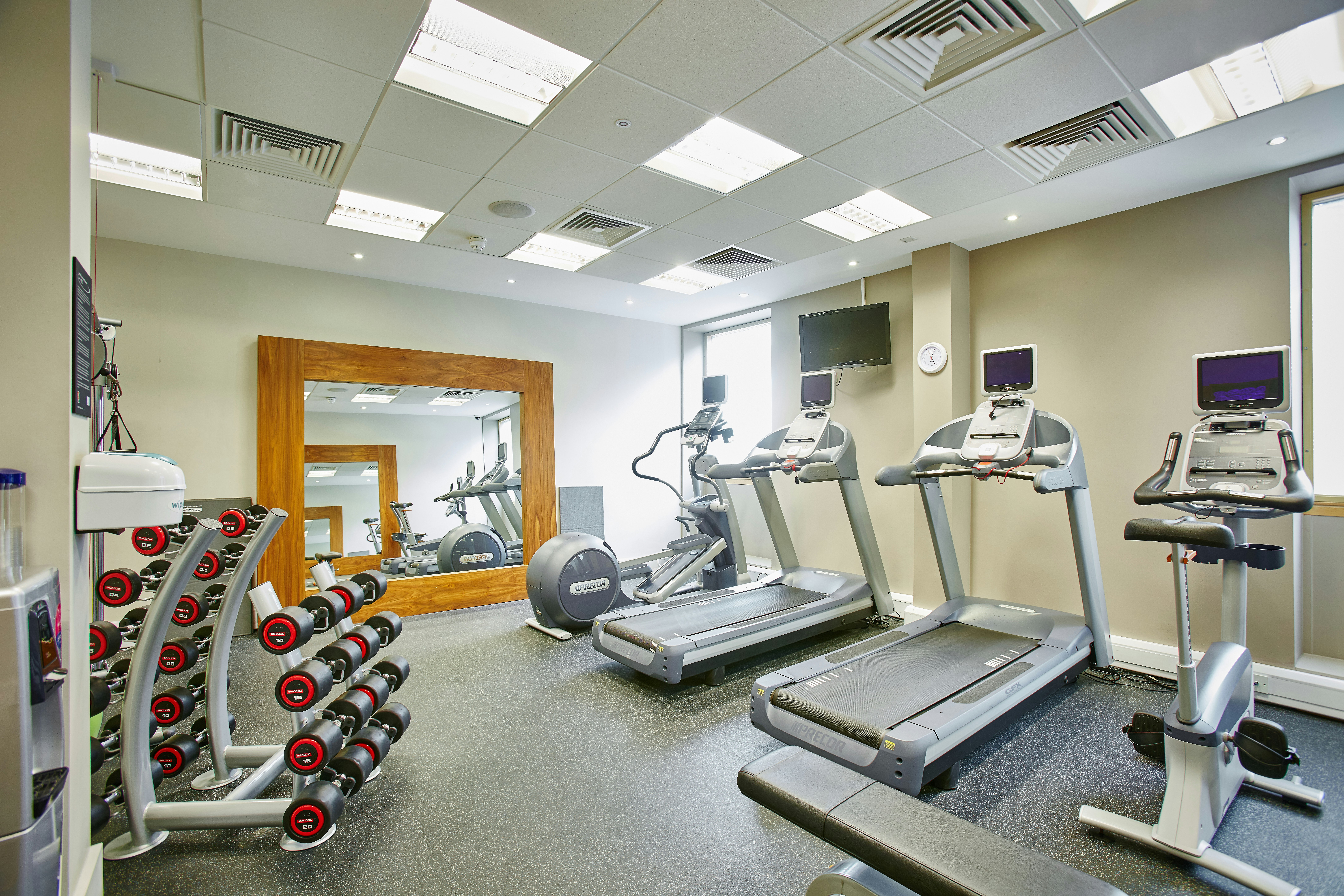 Hilton Garden Inn Bristol City Centre 7/19