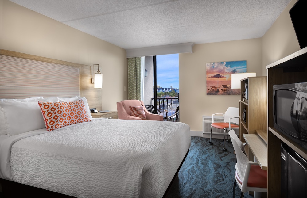 Room, Queen Bed, Pier View, Balcony, Accessible