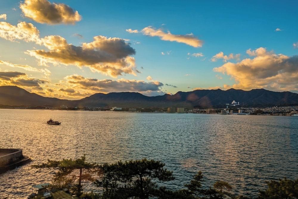 Hotel Miyarikyu 45/50