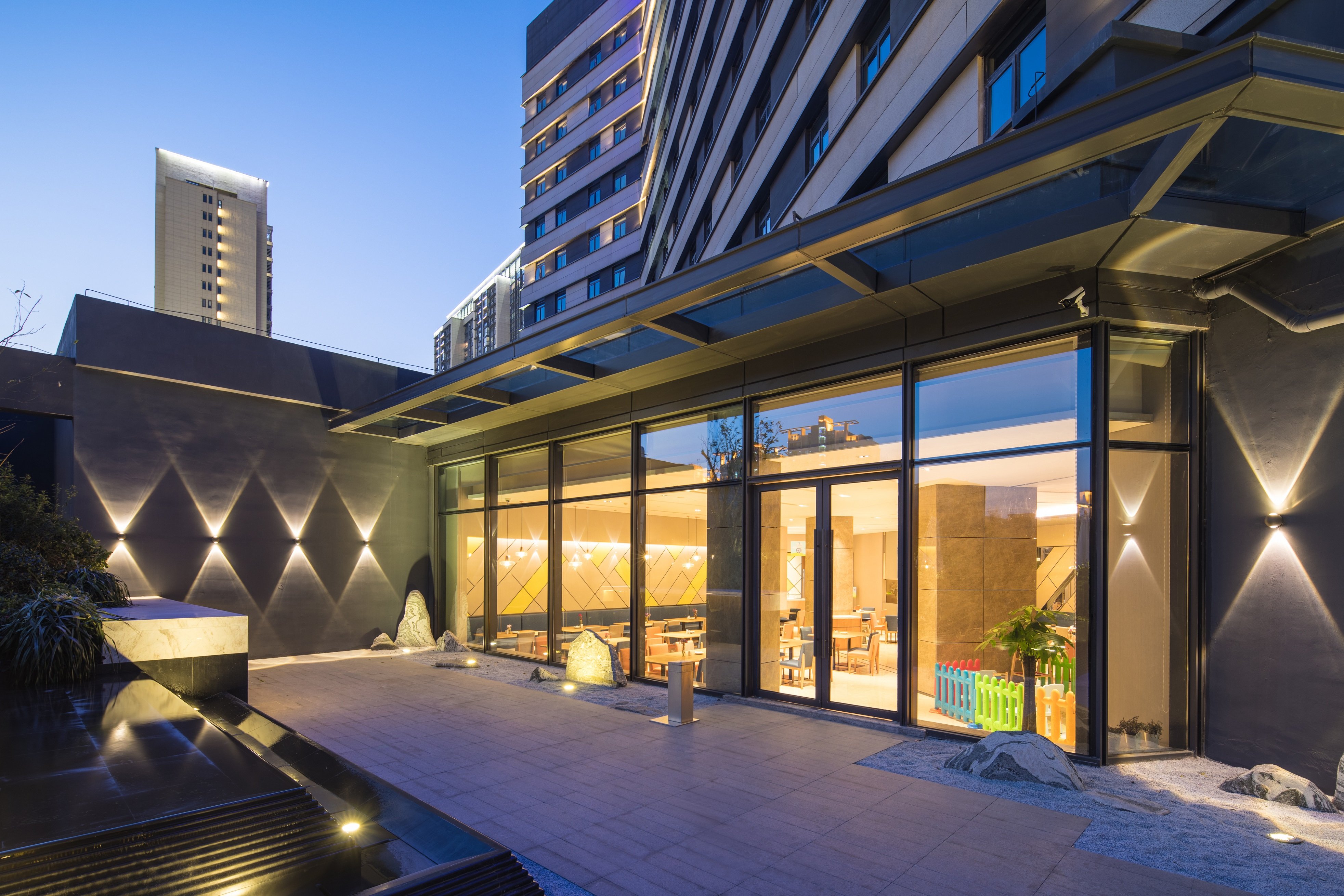 HOLIDAY INN EXPRESS SUZHOU NEW DISTRICT 24/24