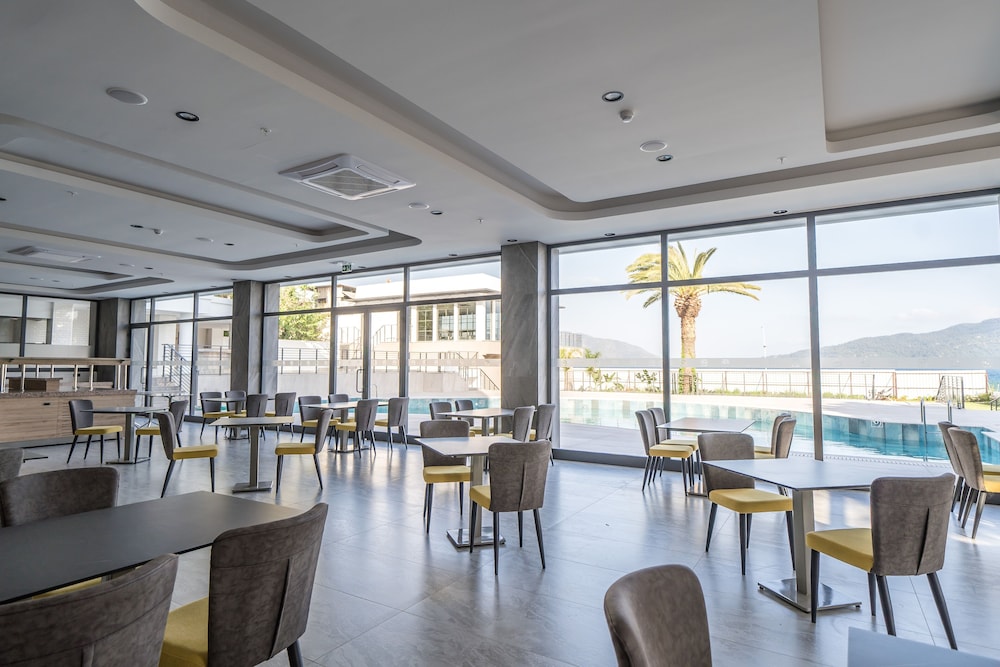 Premier Nergis Beach Hotel 36/50