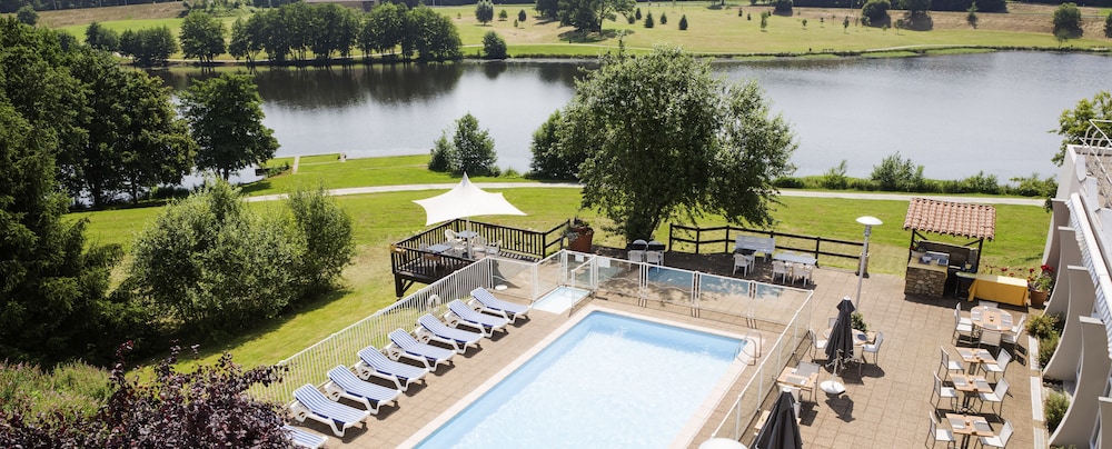NOVOTEL LIMOGES LE LAC 66/72
