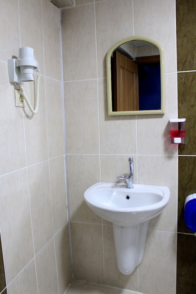 Atlas Otel Erzurum 32/34