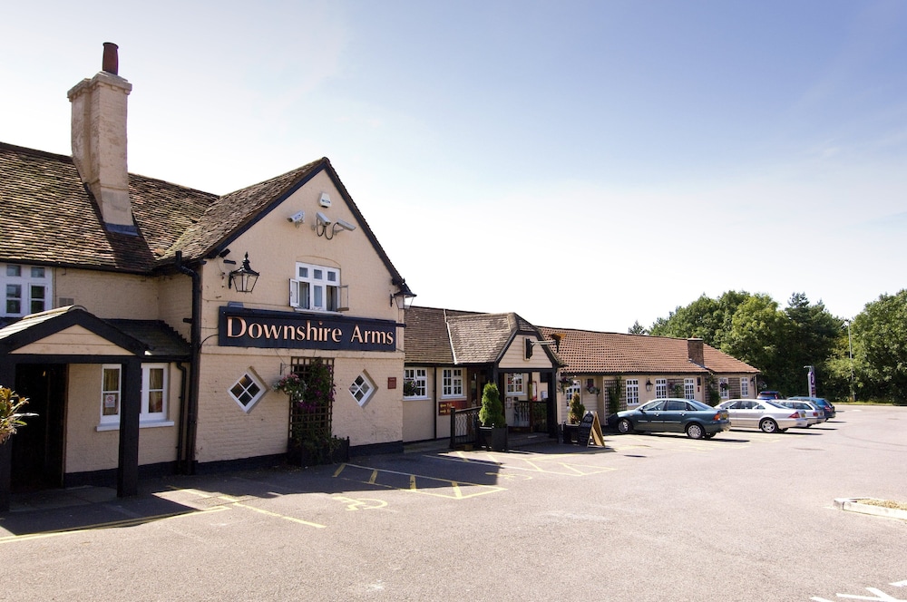 Premier Inn Bracknell Twin Bridges in BRACKNELL