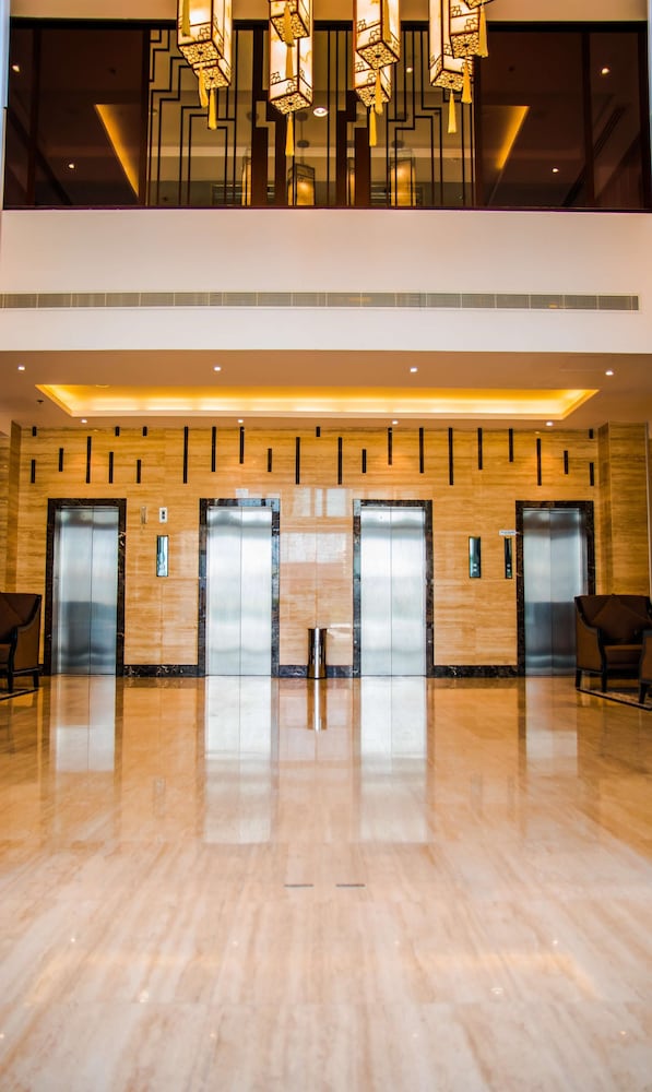 City Park Hotel Apartments 53/64