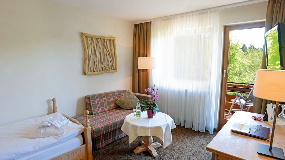 MD-HOTEL GRUENER WALD 14/48