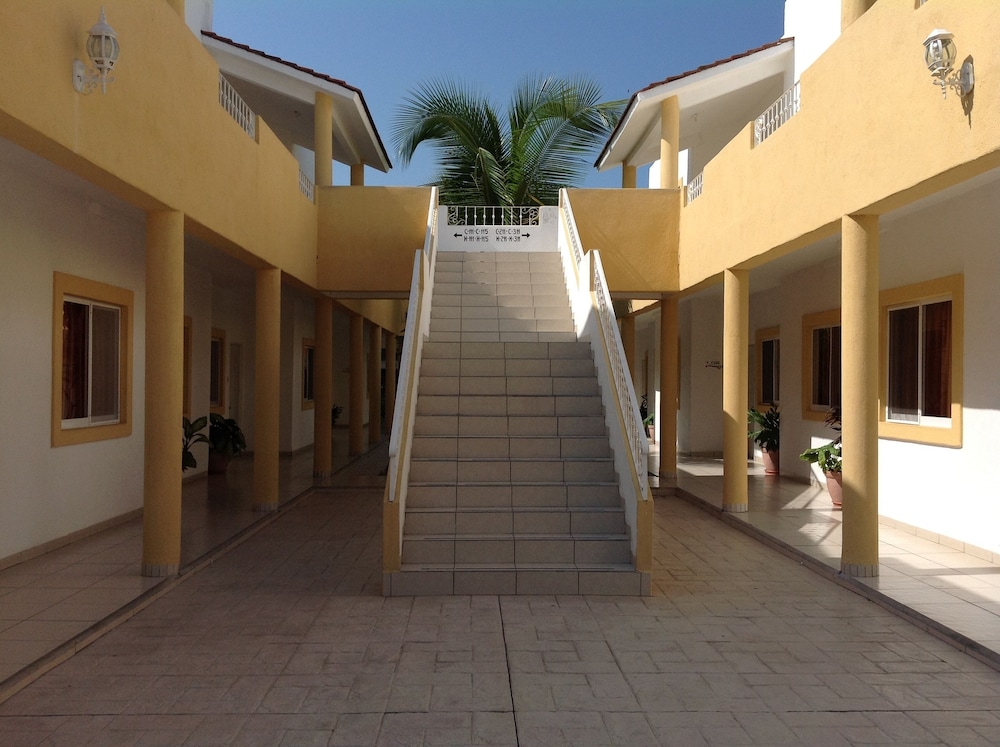 Condominios Jaroje 13/15
