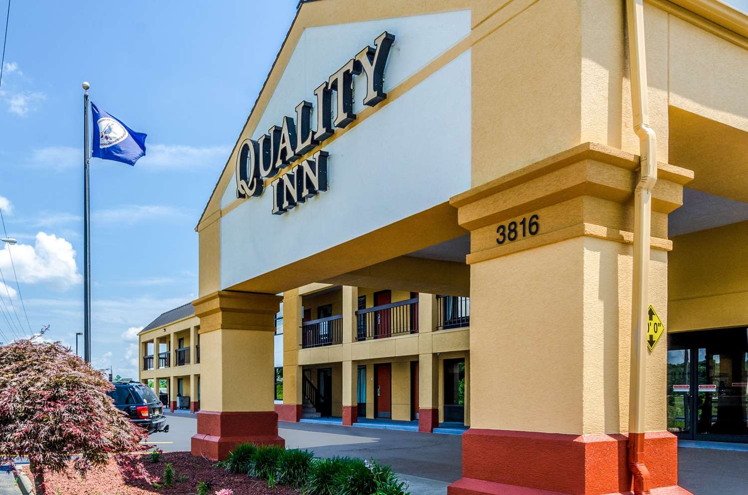 Quality Inn Tanglewood 8/50