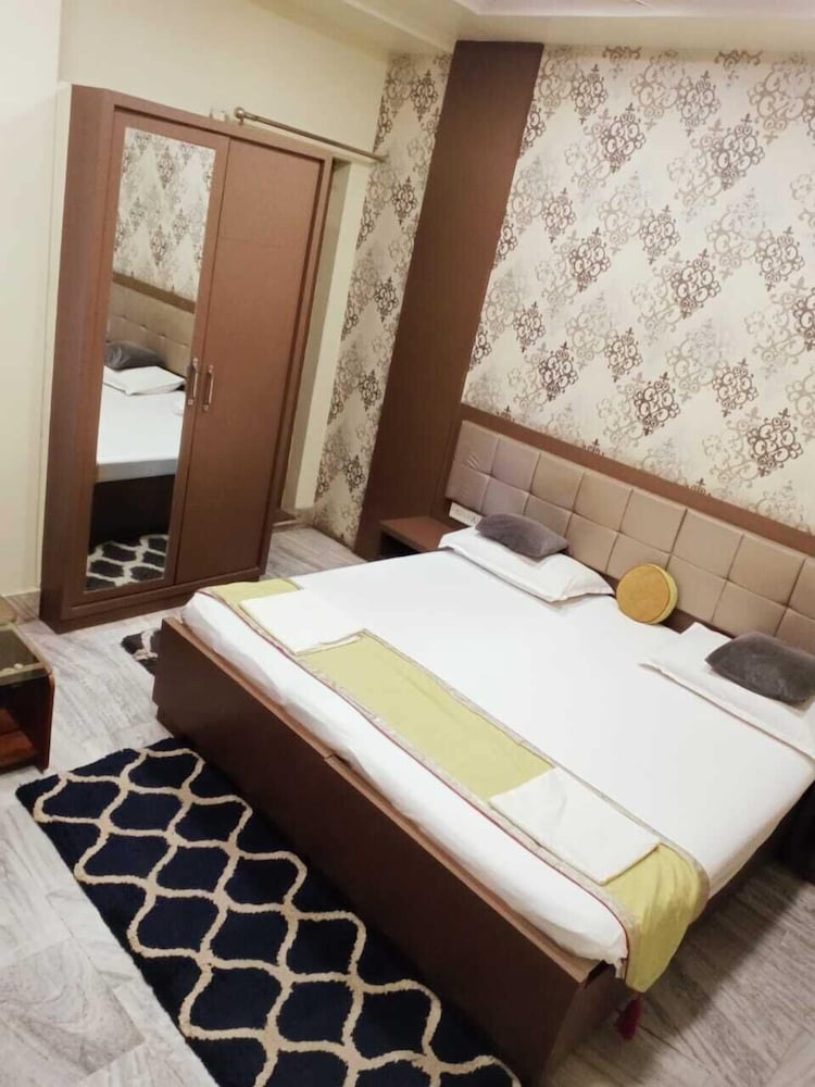 Alka, Royal, King Bed, with View, Balcony