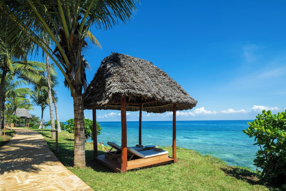 Kwanza Resort by Sunrise 56/60