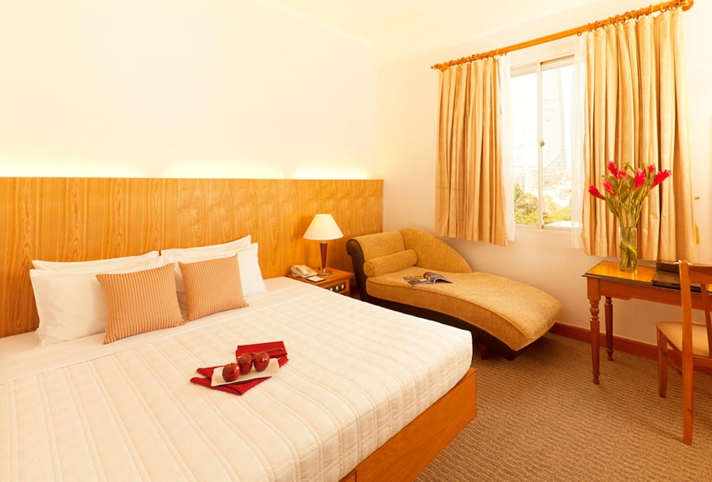 Liberty 2 Hotel 16/62
